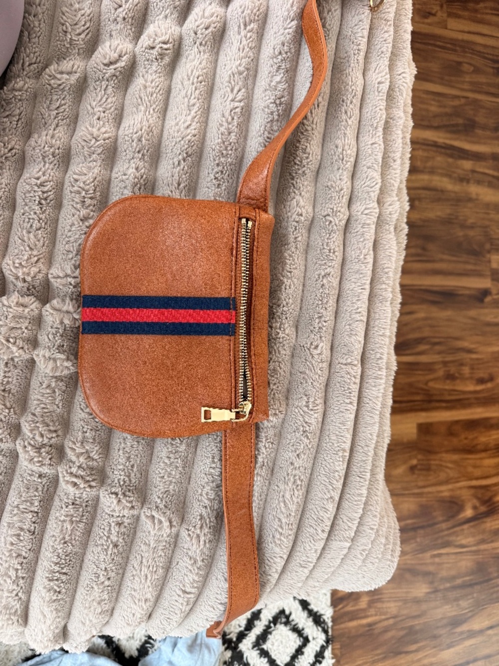 Cognac belt bag